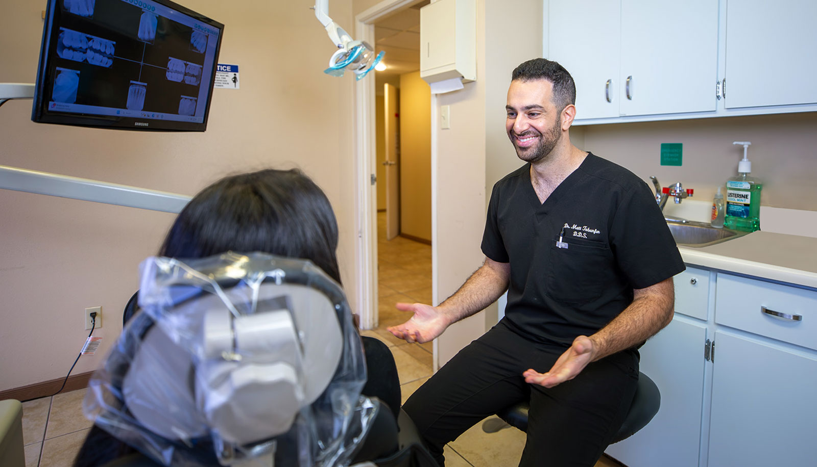Dentist in Burbank