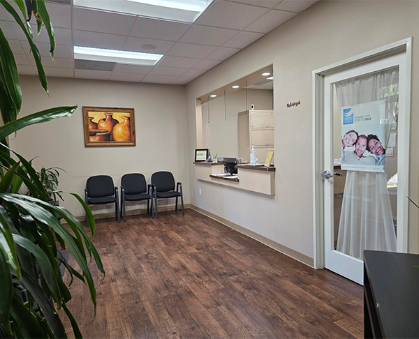 Dentist in Ontario, California - Family & Cosmetic Dental 91762