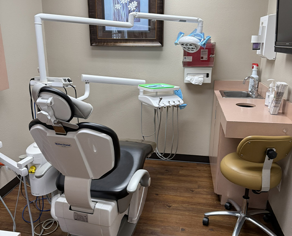 Dentist in La Mirada, CA - Family & Cosmetic Dental 90638
