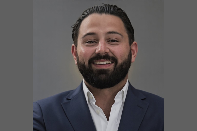 Dr. Moein Azimi - Northbrook Dentist Cosmetic and Family Dentistry