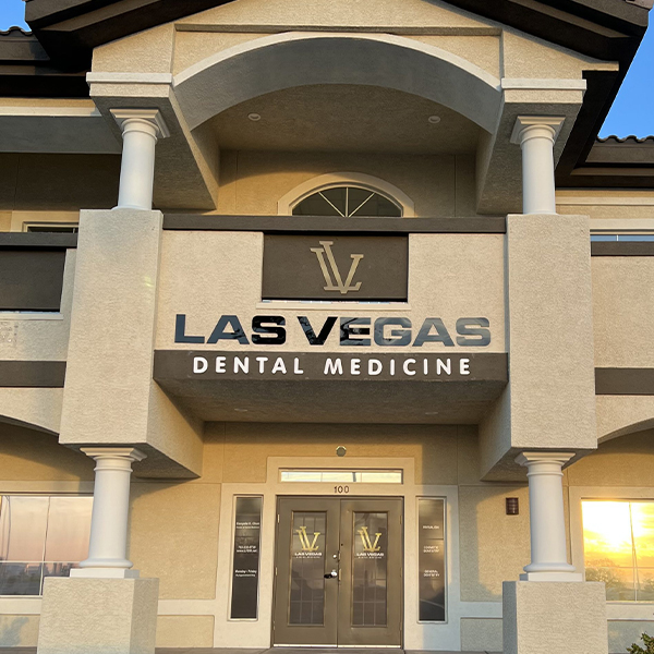 Dentist in NV