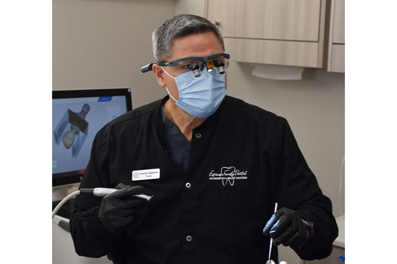 Meet Ernesto Espinosa, DDS in Hartford