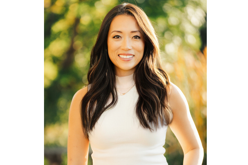 Dr. Kayee Herzberg