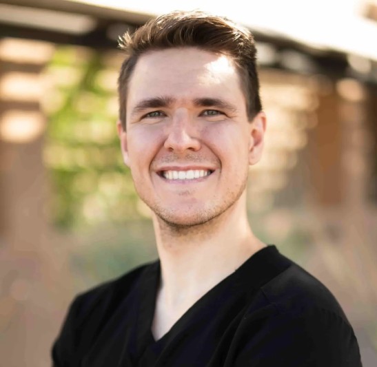 Dr. Forrest Noelck