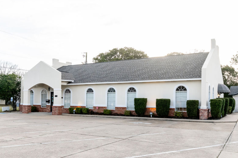 Dentist in Pascagoula