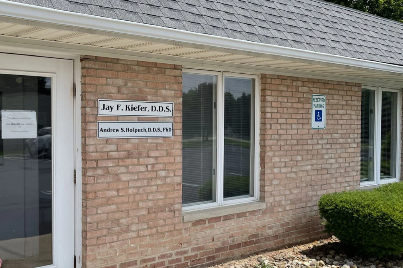 Dentist in Newton Falls