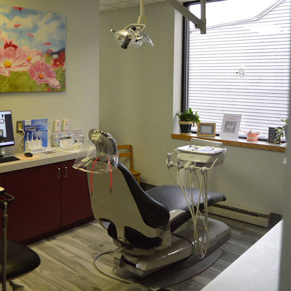 Dentist in 06226