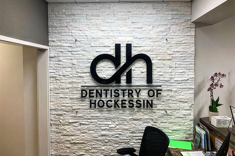 Dentist in 19707